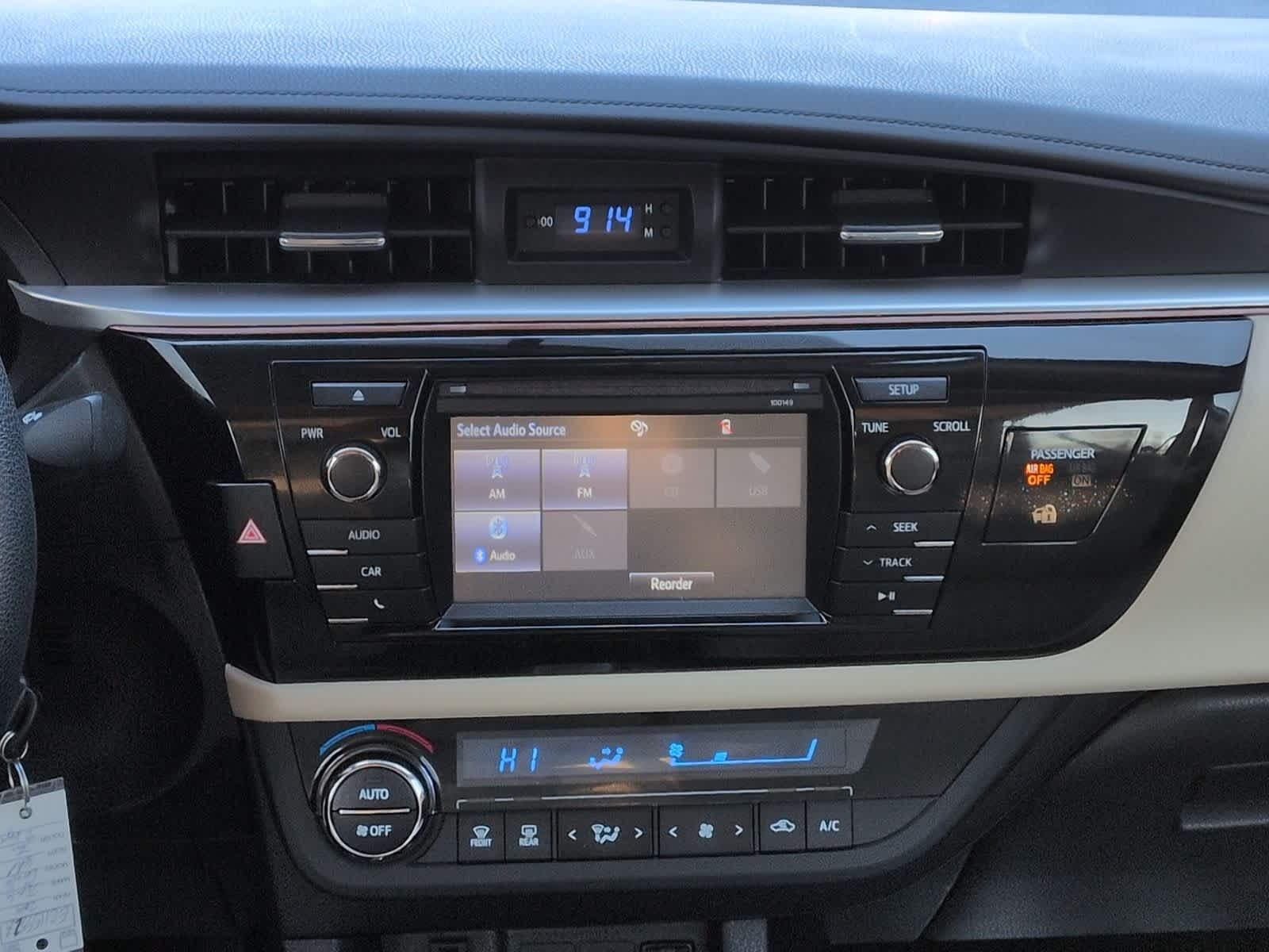 Thumbnail: 2014 Toyota Corolla - 28