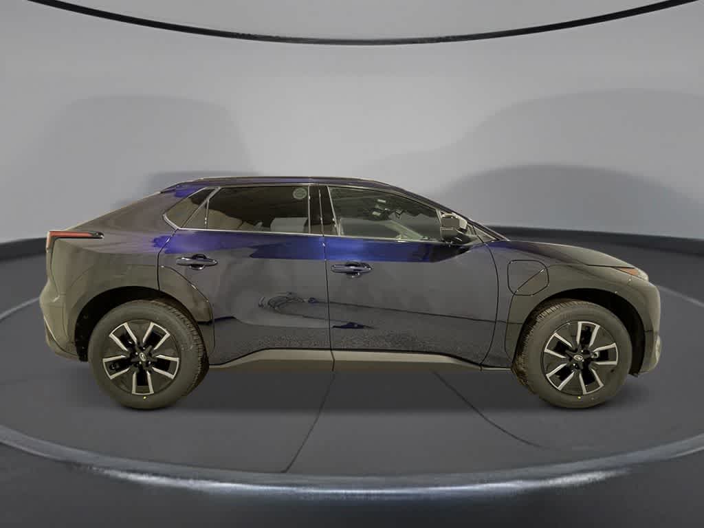 Thumbnail: 2026 Subaru Solterra - 6