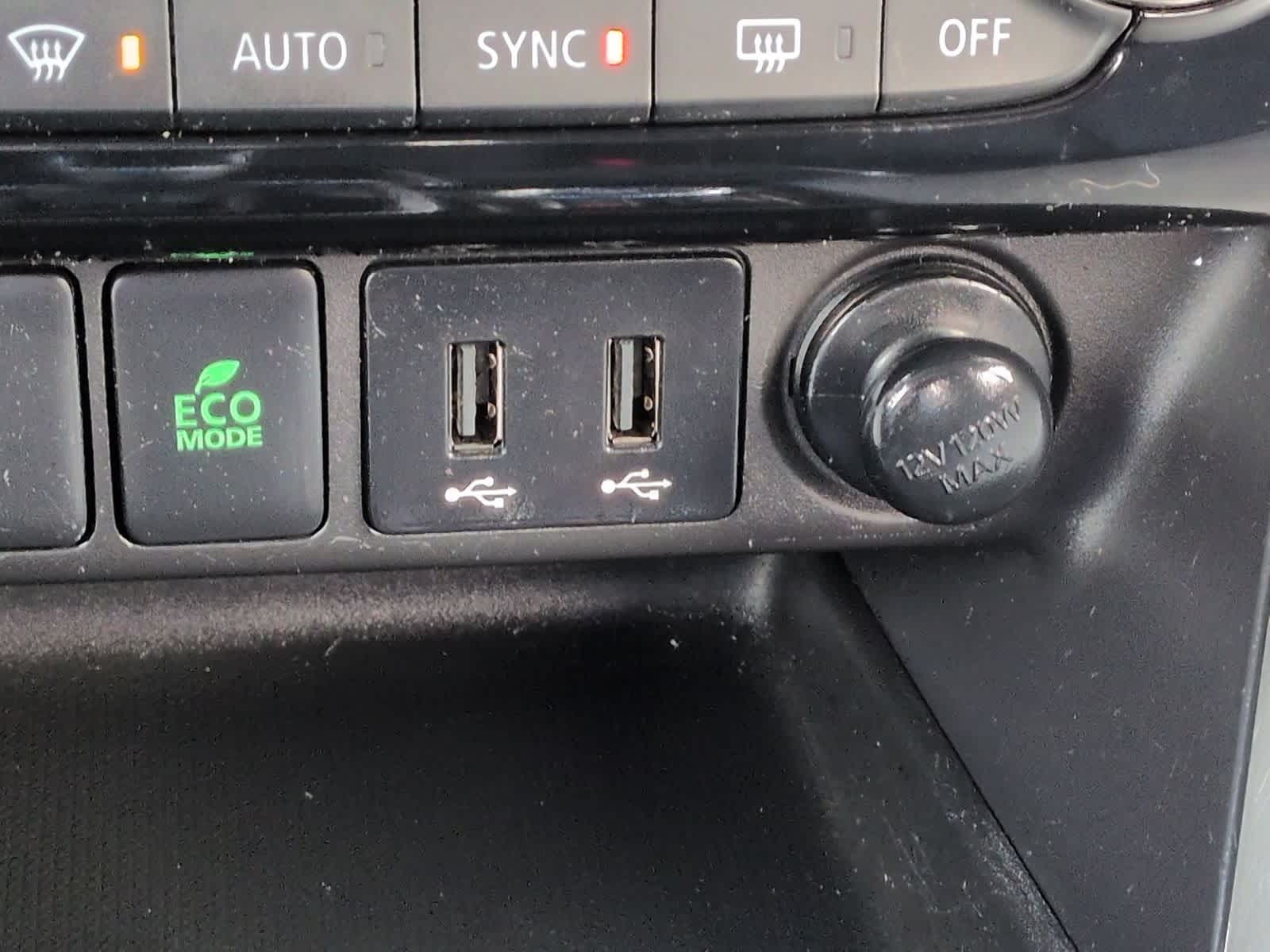 Thumbnail: 2019 Mitsubishi Eclipse Cross - 33