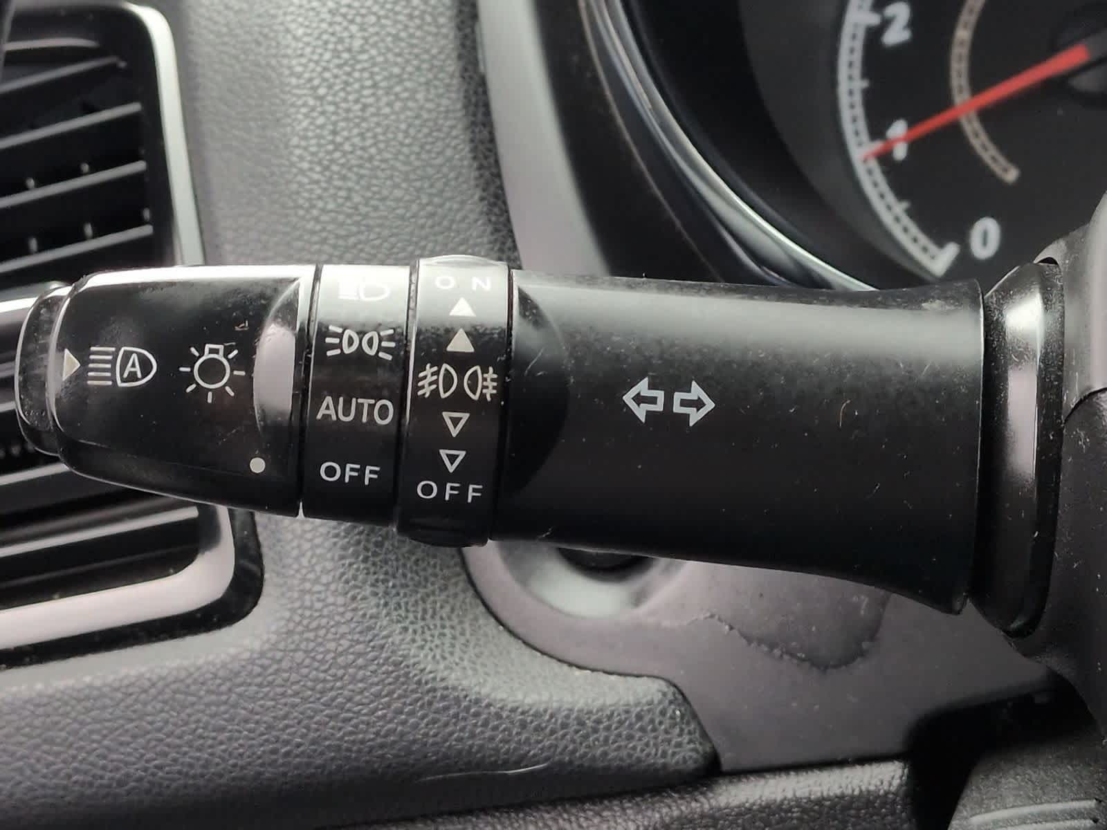 Thumbnail: 2020 Mitsubishi Outlander Sport - 27