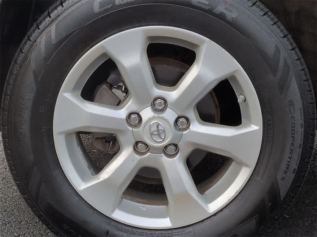 Thumbnail: 2011 Toyota RAV4 - 14