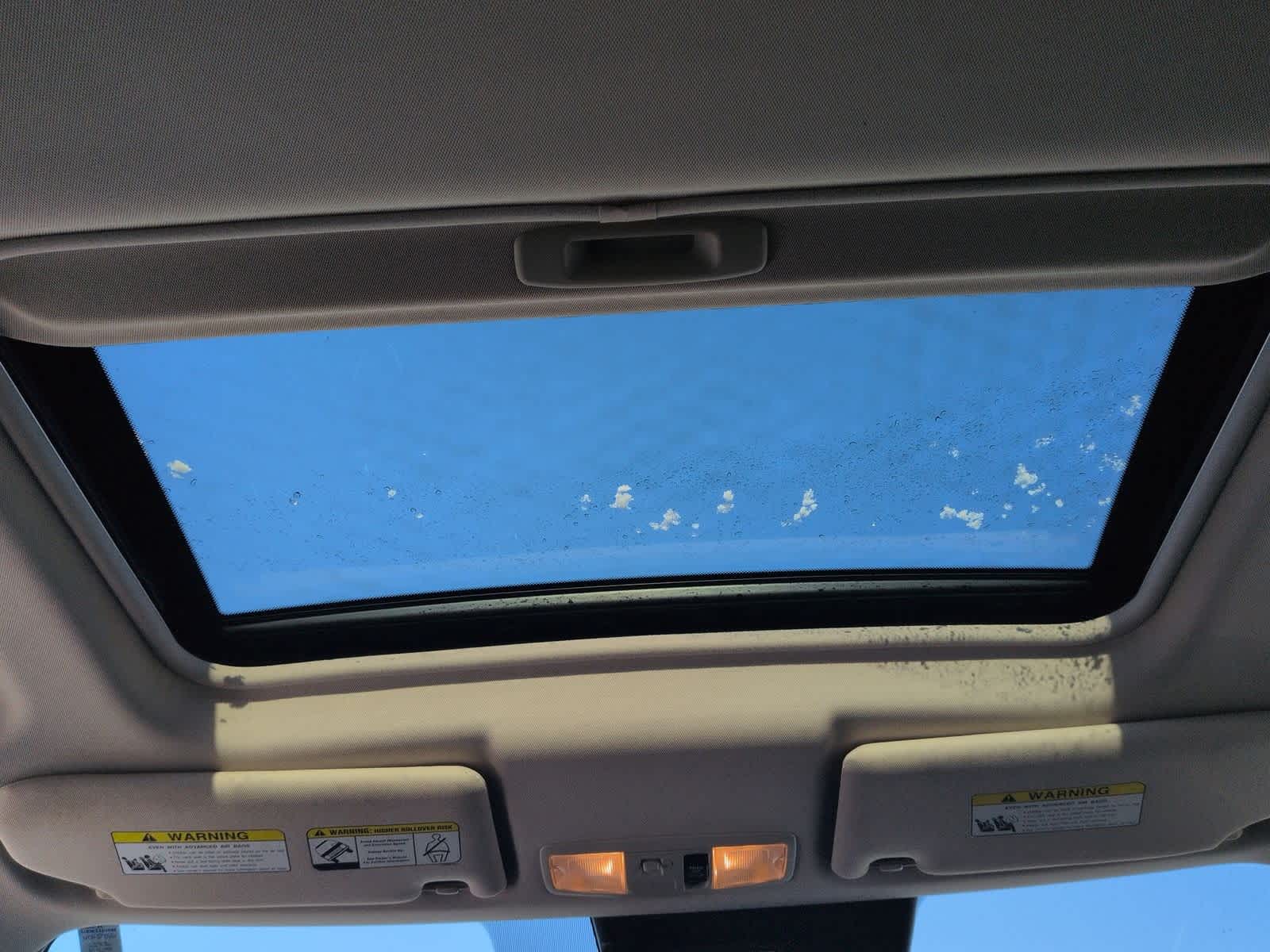 Thumbnail: 2017 Mitsubishi Outlander - 23