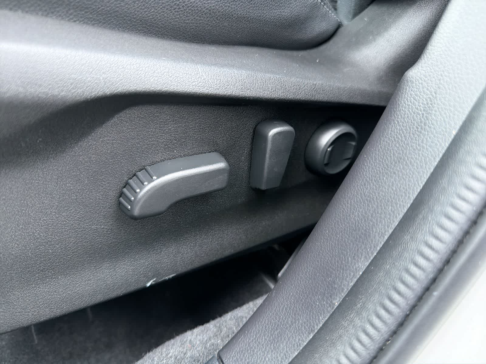 Thumbnail: 2019 Subaru Forester - 18