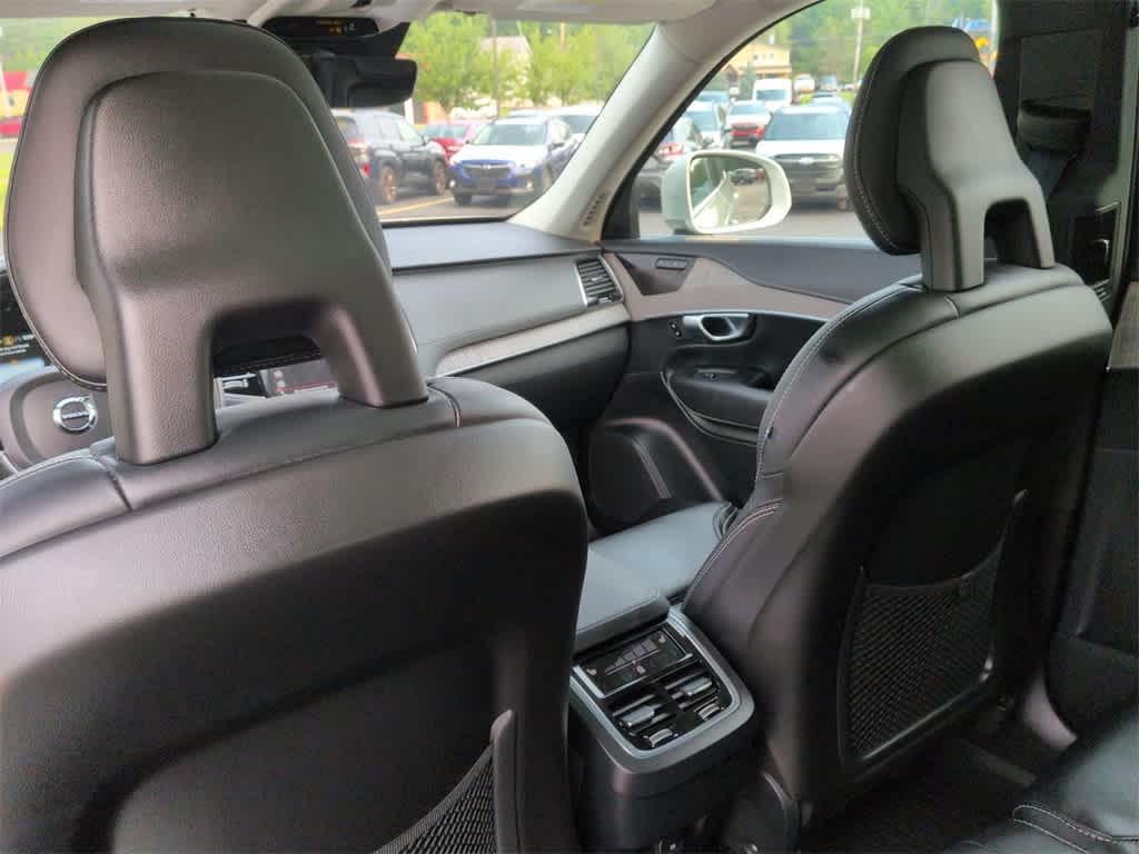 Thumbnail: 2022 Volvo XC90 - 19