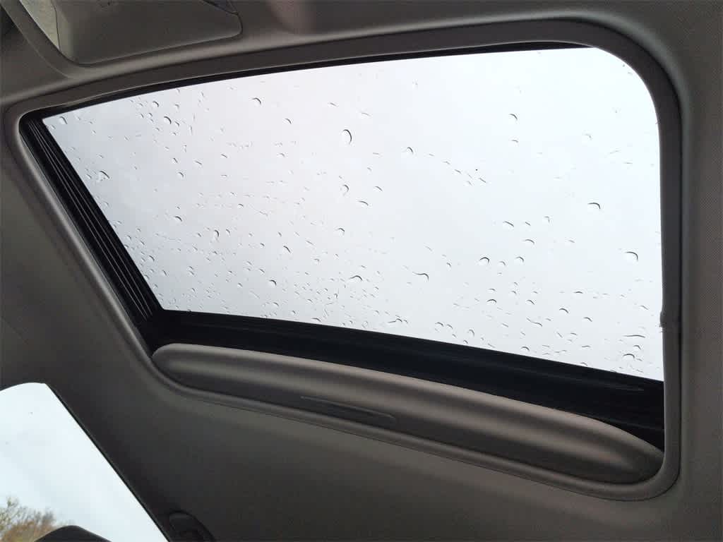 Thumbnail: 2019 Toyota RAV4 - 20