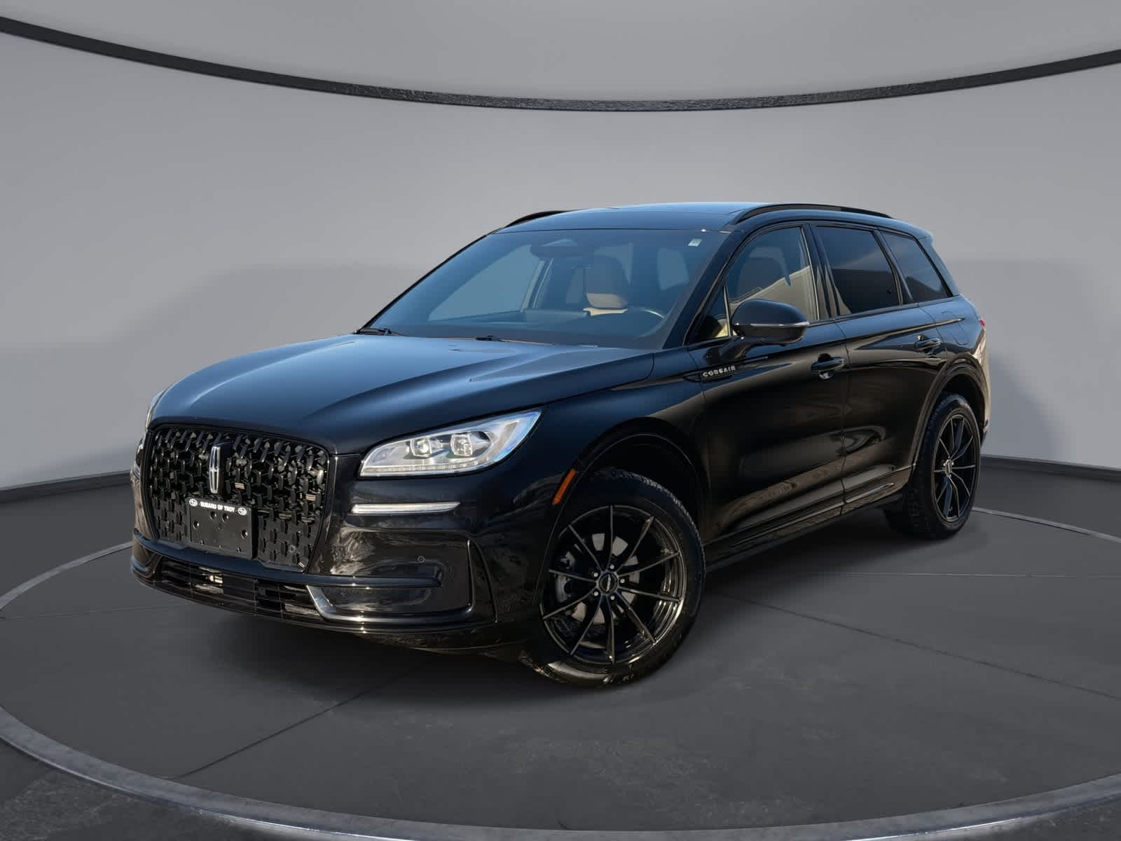 Thumbnail: 2023 Lincoln Corsair - 1