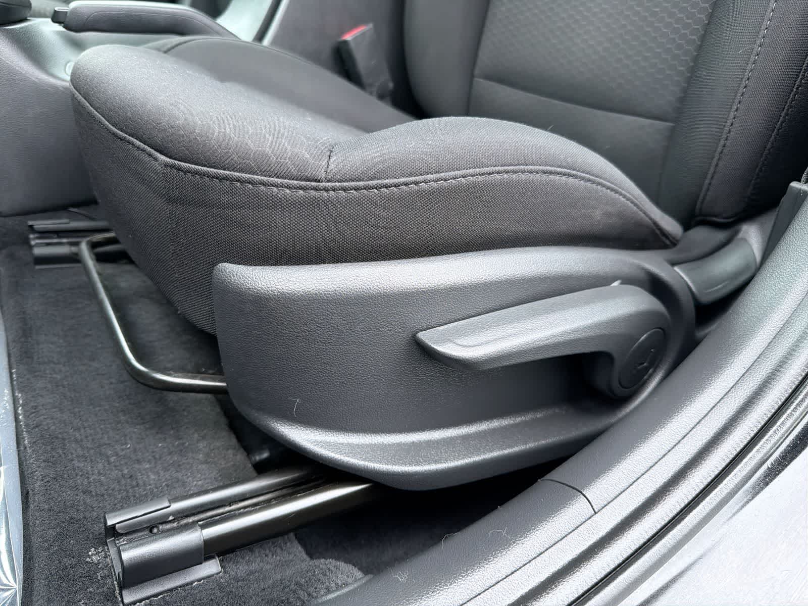 Thumbnail: 2019 Hyundai Elantra - 18