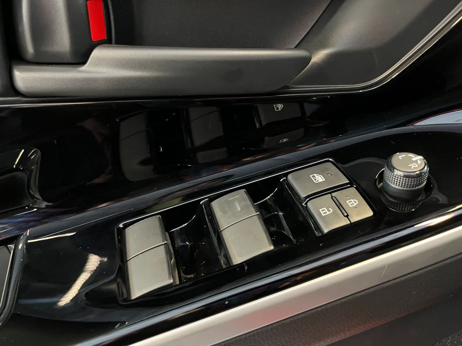 Thumbnail: 2024 Subaru Solterra - 13