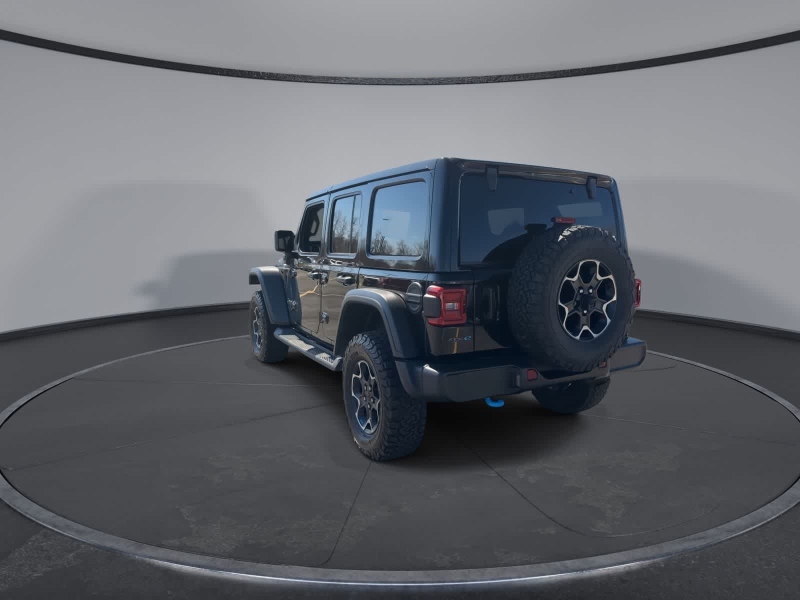 Thumbnail: 2022 Jeep Wrangler - 6