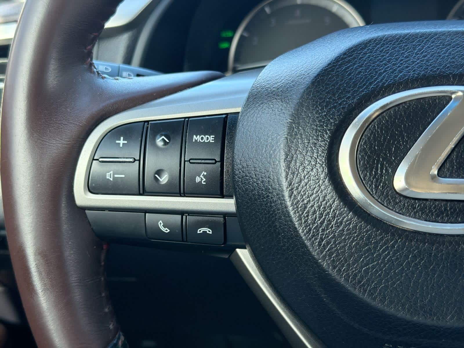 Thumbnail: 2017 Lexus RX - 26