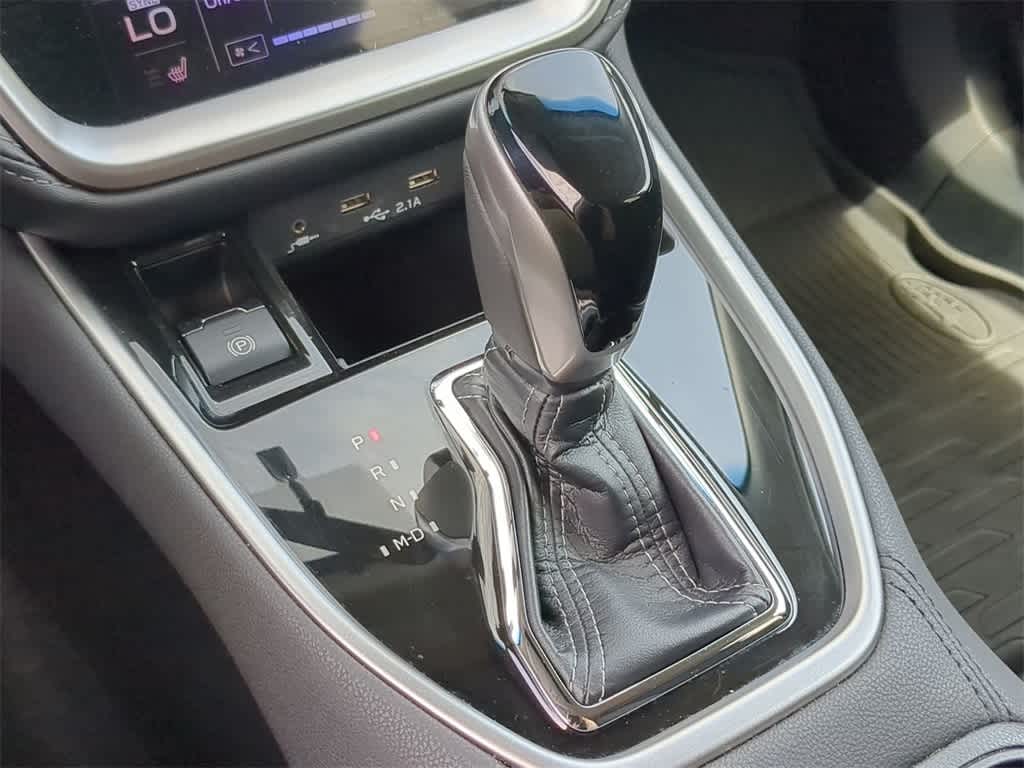 2021 Subaru Outback Premium 32