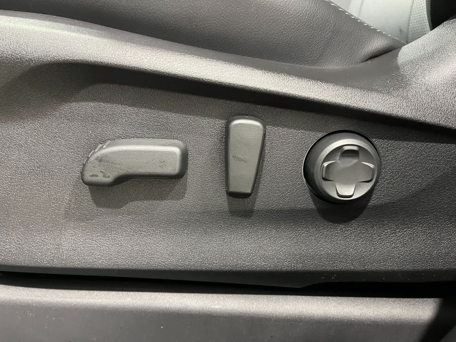 Thumbnail: 2026 Subaru Ascent - 14