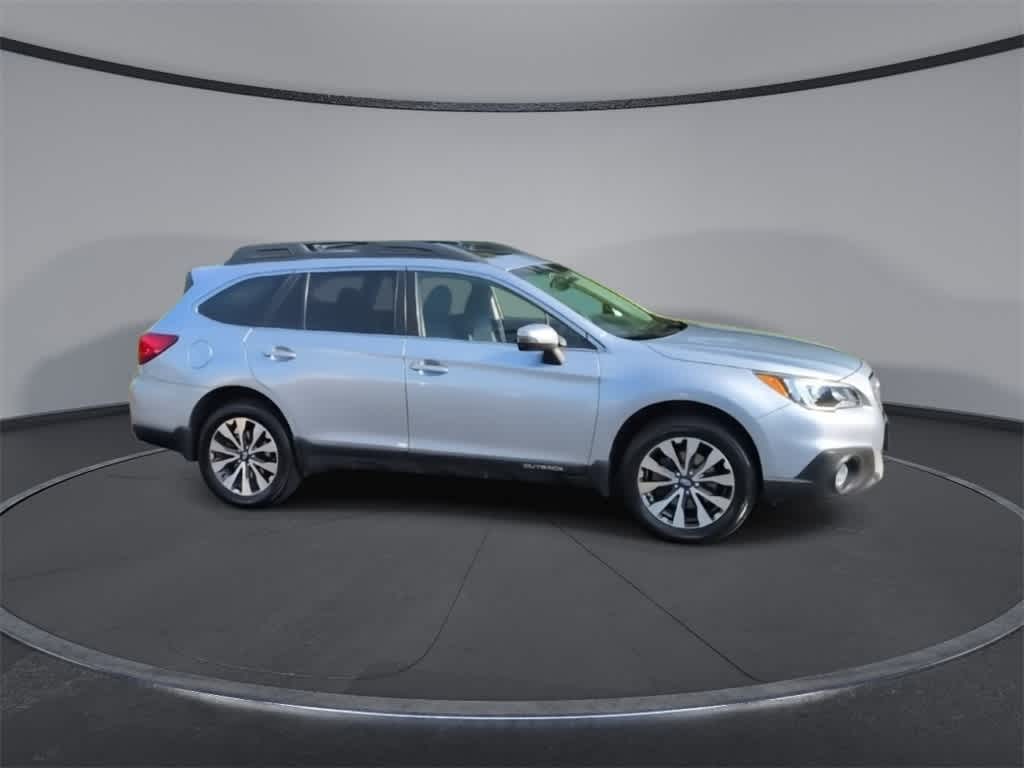 Thumbnail: 2015 Subaru Outback - 9