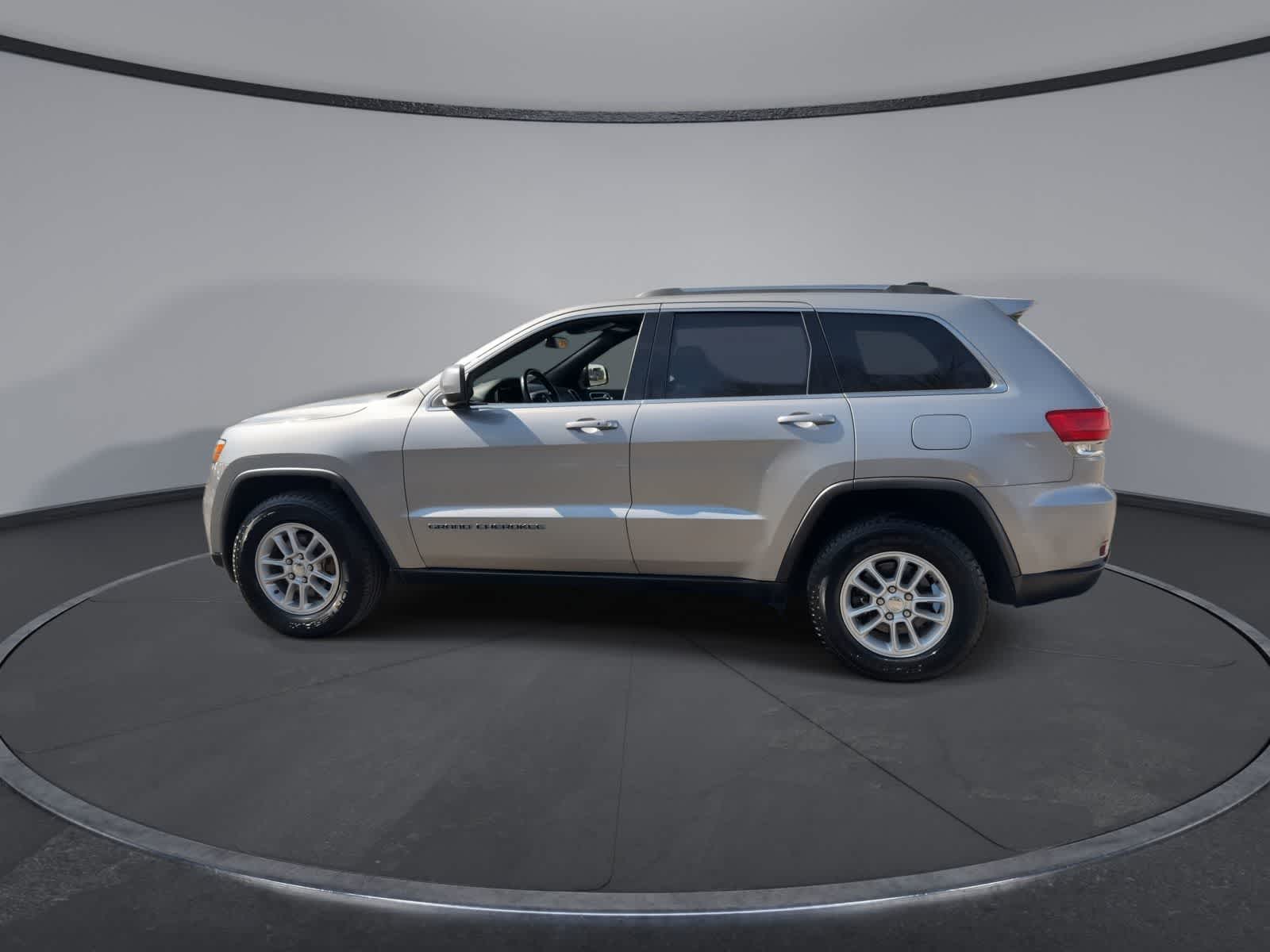 Thumbnail: 2018 Jeep Grand Cherokee - 5