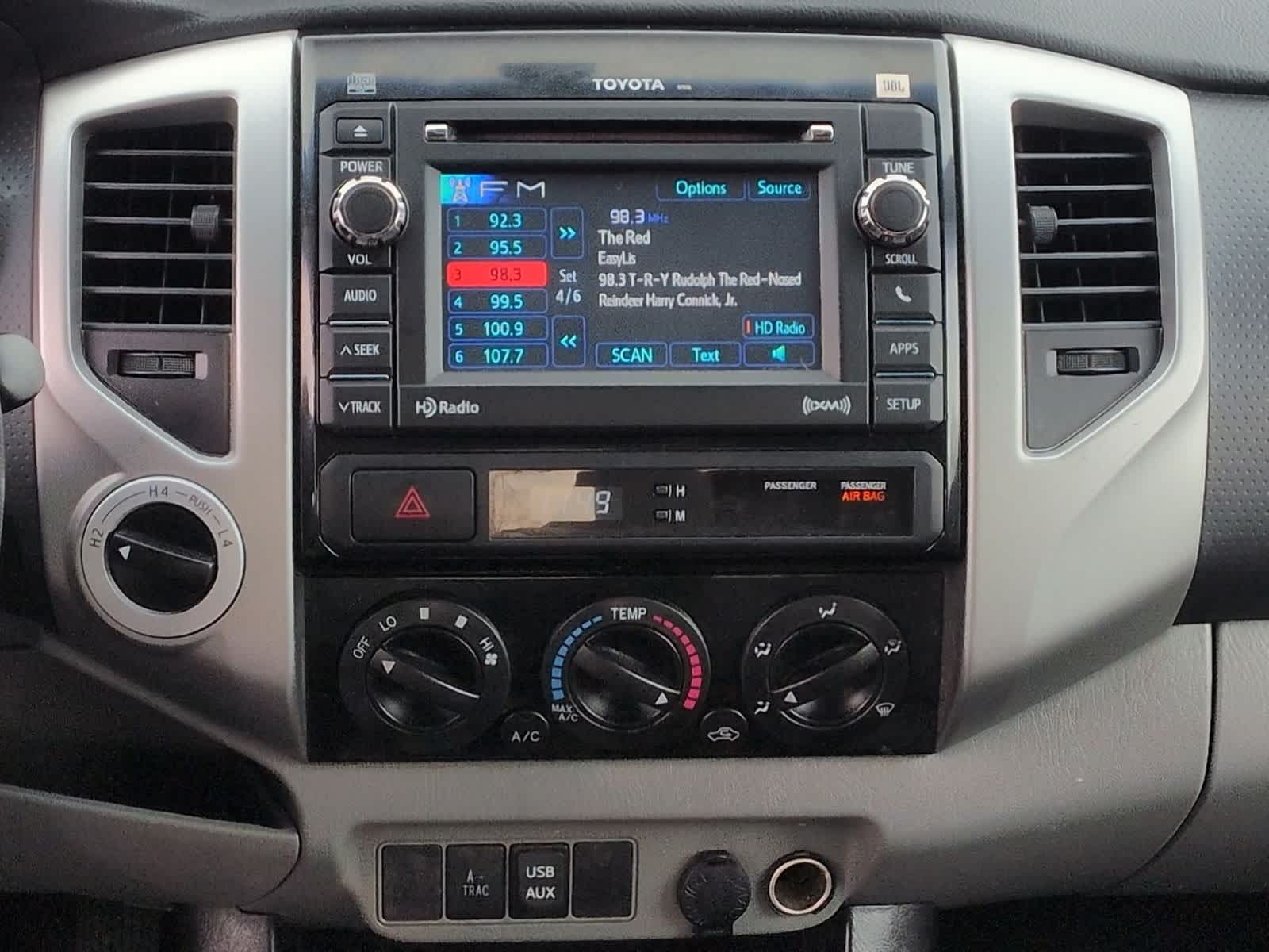 Thumbnail: 2012 Toyota Tacoma - 28