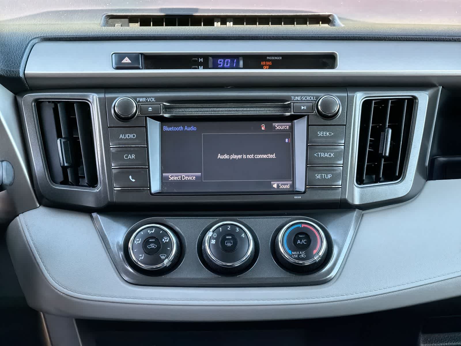 Thumbnail: 2015 Toyota RAV4 - 28