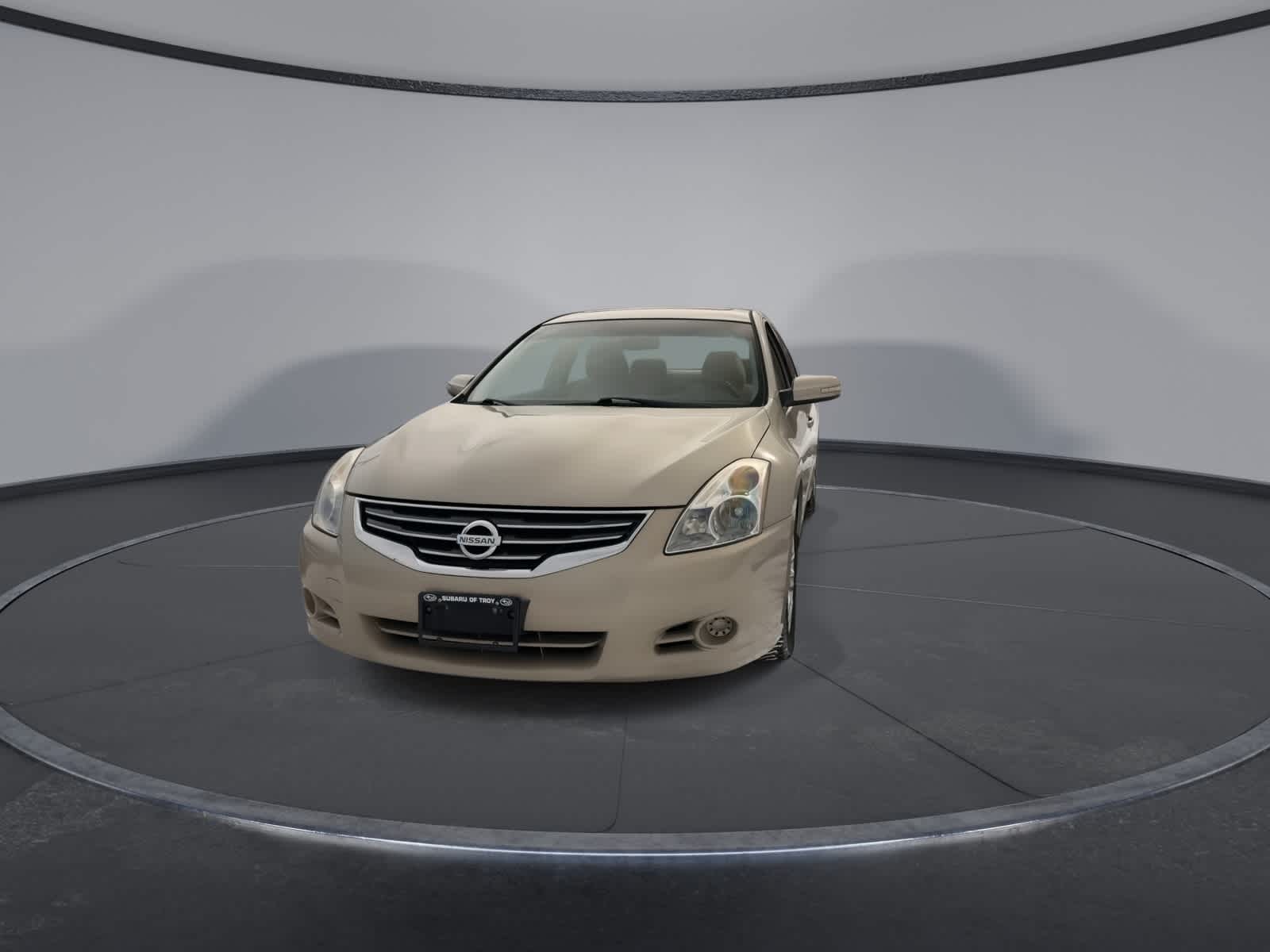 Thumbnail: 2010 Nissan Altima - 3