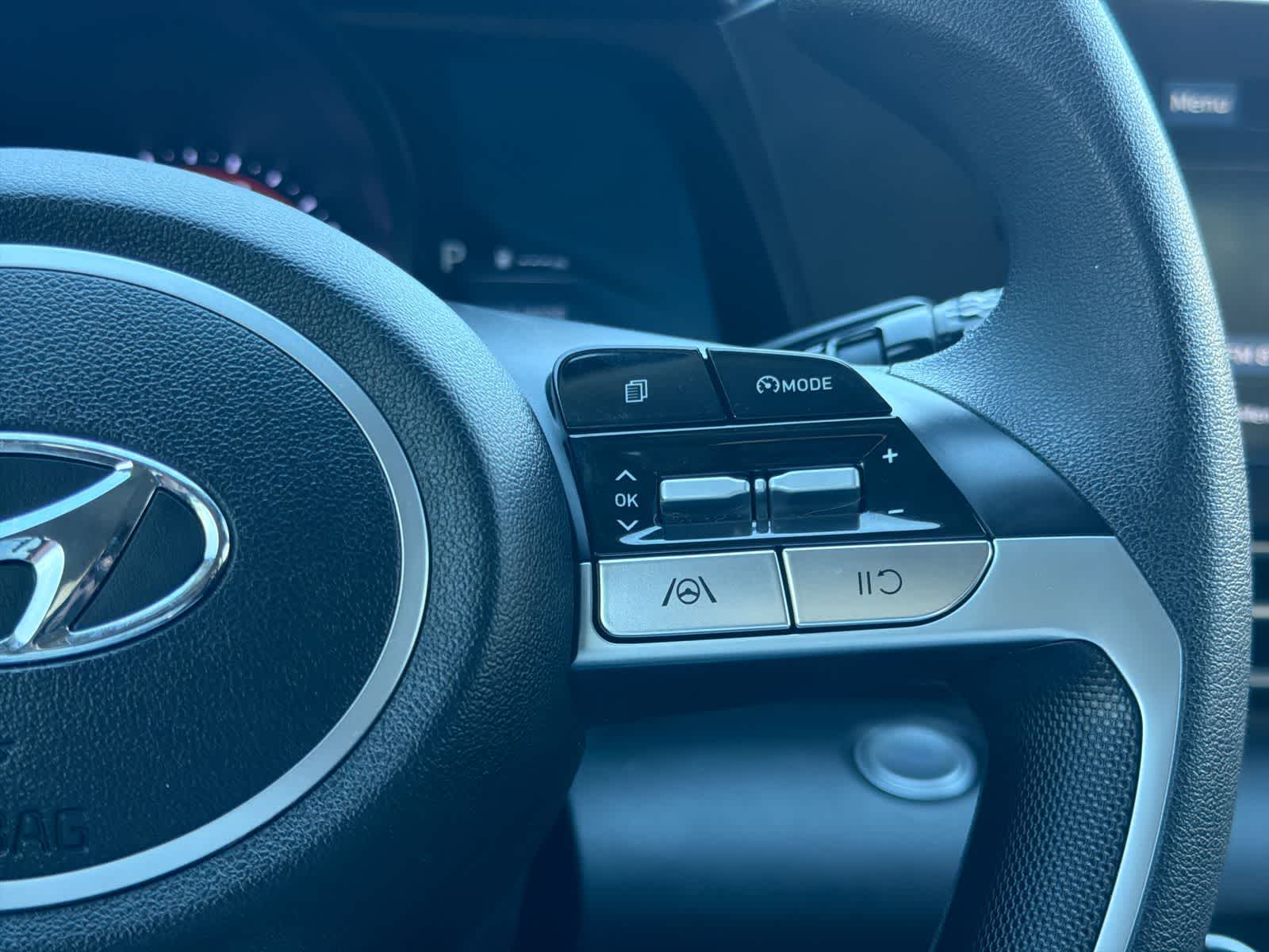 Thumbnail: 2023 Hyundai Elantra - 25