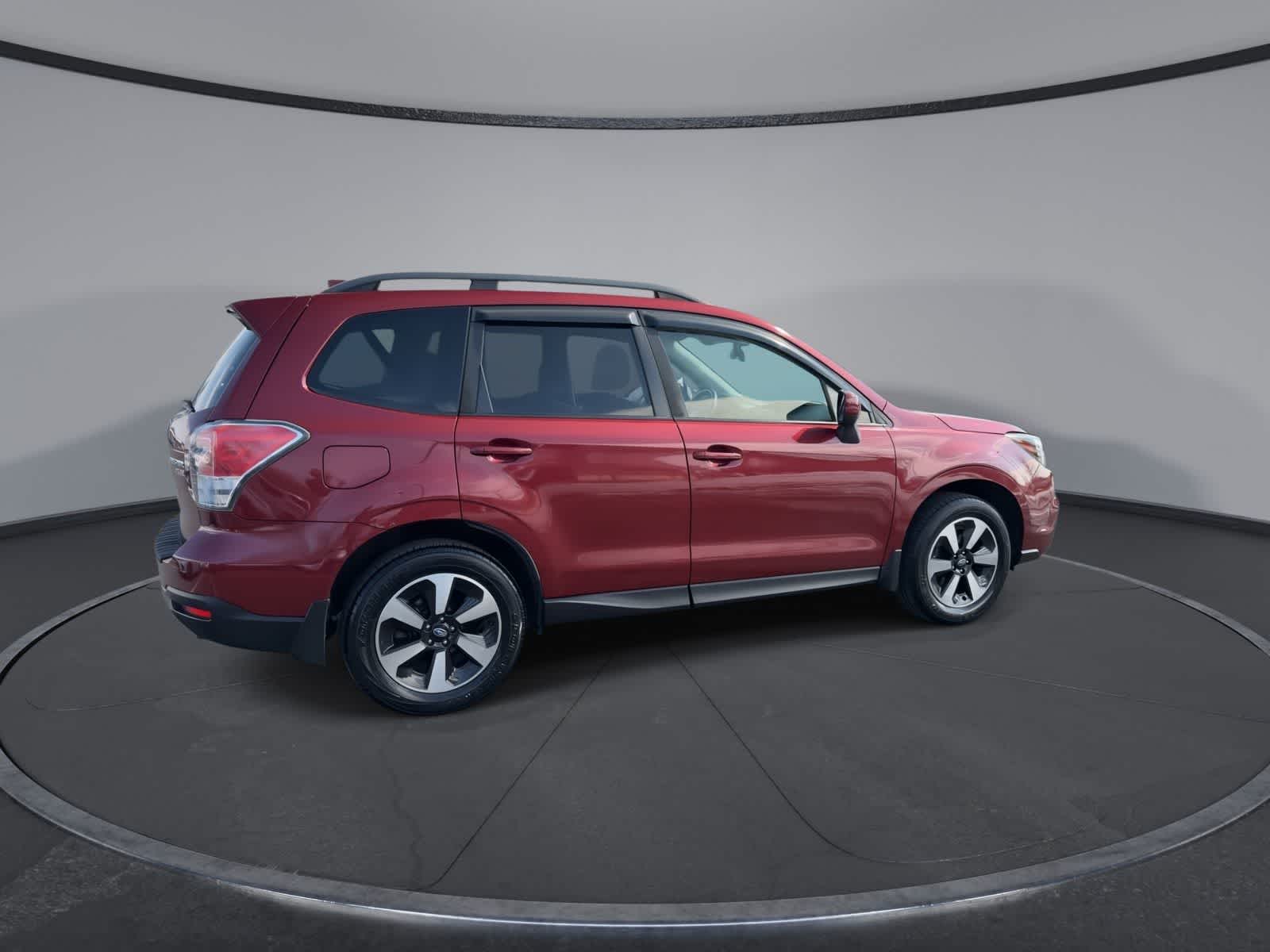 Thumbnail: 2017 Subaru Forester - 8