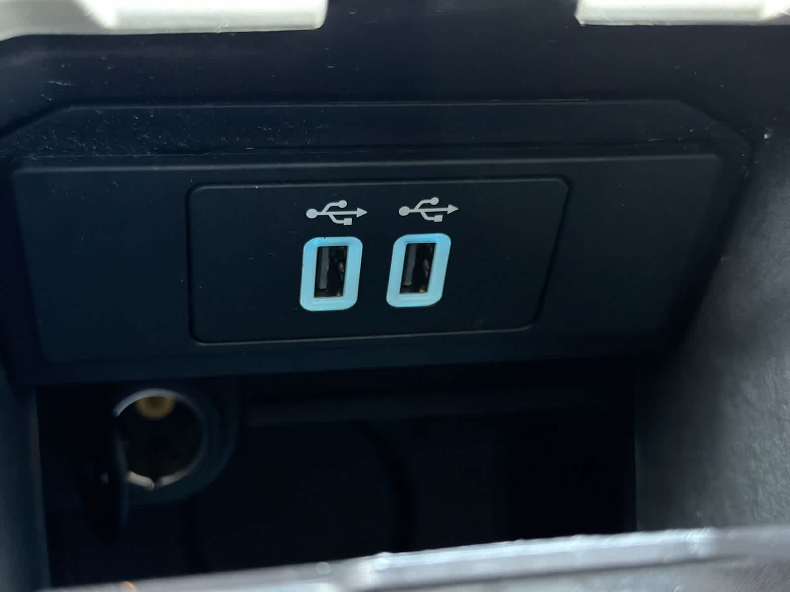 Thumbnail: 2016 Ford Escape - 34