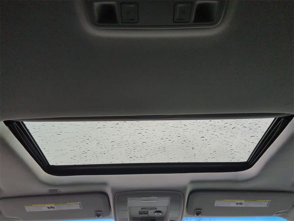 Thumbnail: 2018 Chevrolet Tahoe - 23