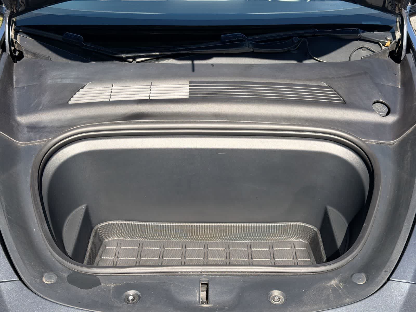 Thumbnail: 2021 Tesla Model Y - 15