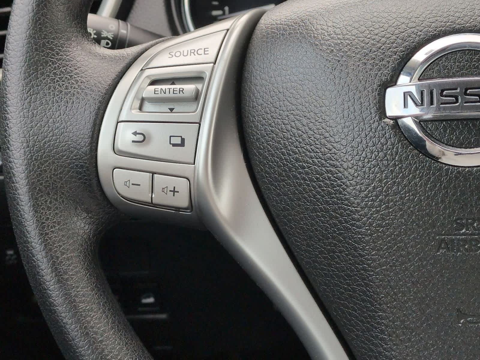 Thumbnail: 2016 Nissan Rogue - 24