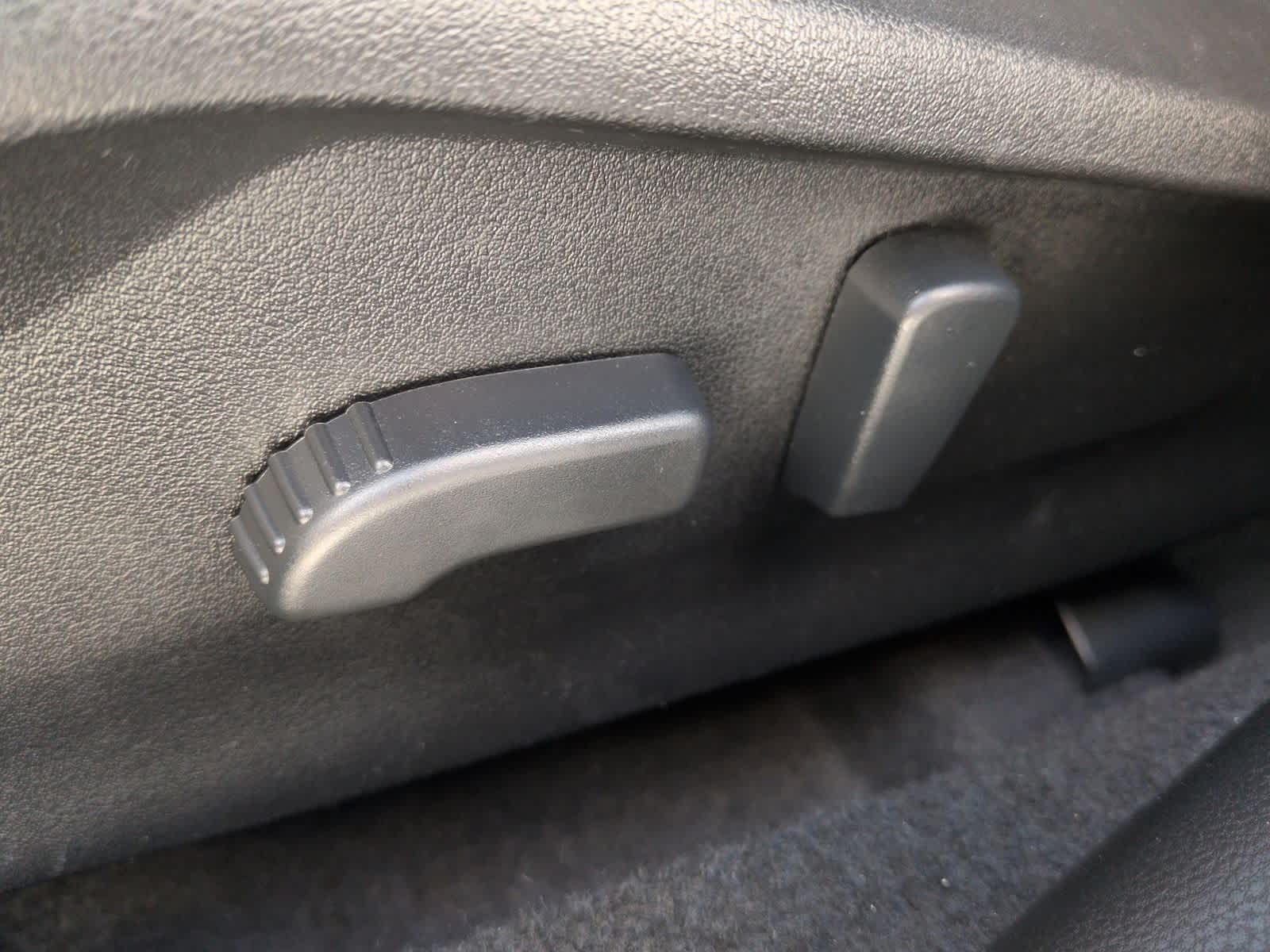 Thumbnail: 2021 Subaru Crosstrek - 18