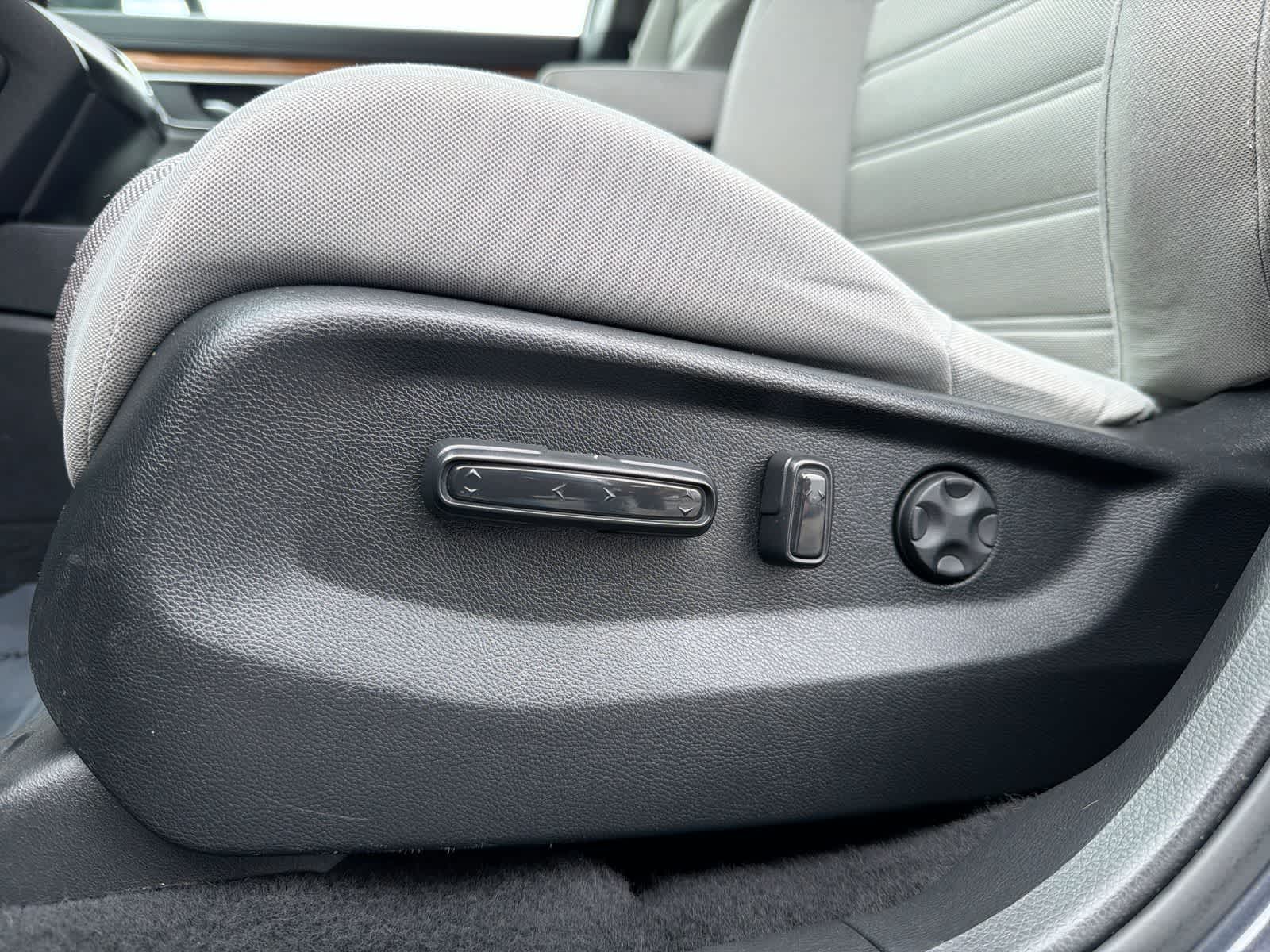Thumbnail: 2019 Honda CR-V - 18