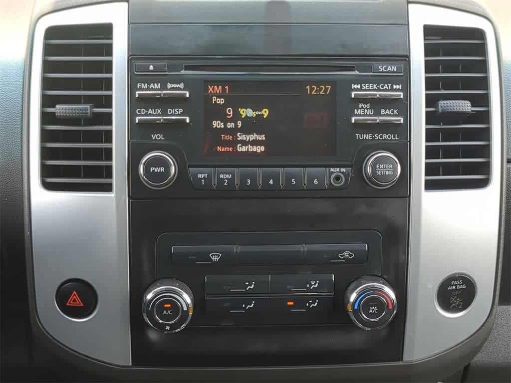 2014 Nissan Frontier SV 28