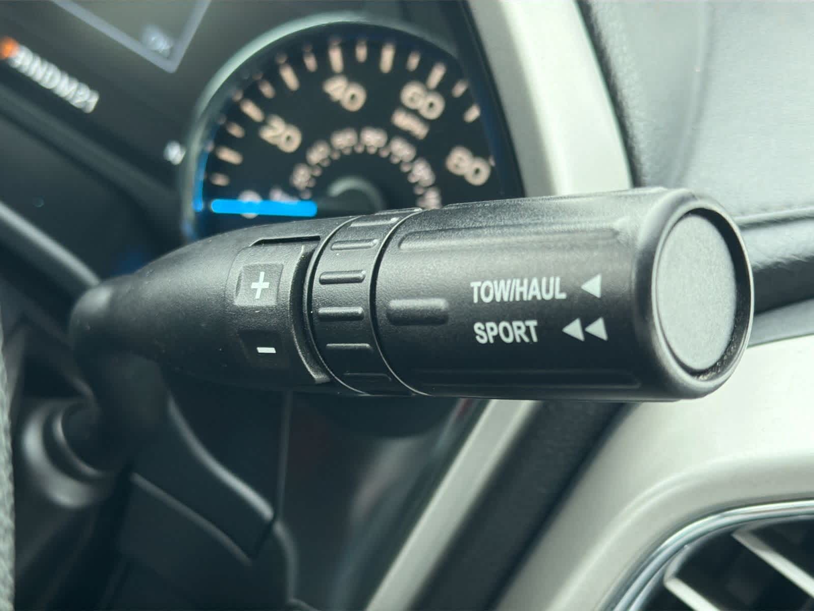 Thumbnail: 2015 Ford F-150 - 33