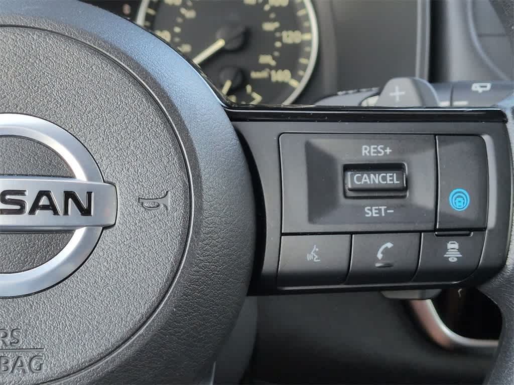 Thumbnail: 2021 Nissan Rogue - 25