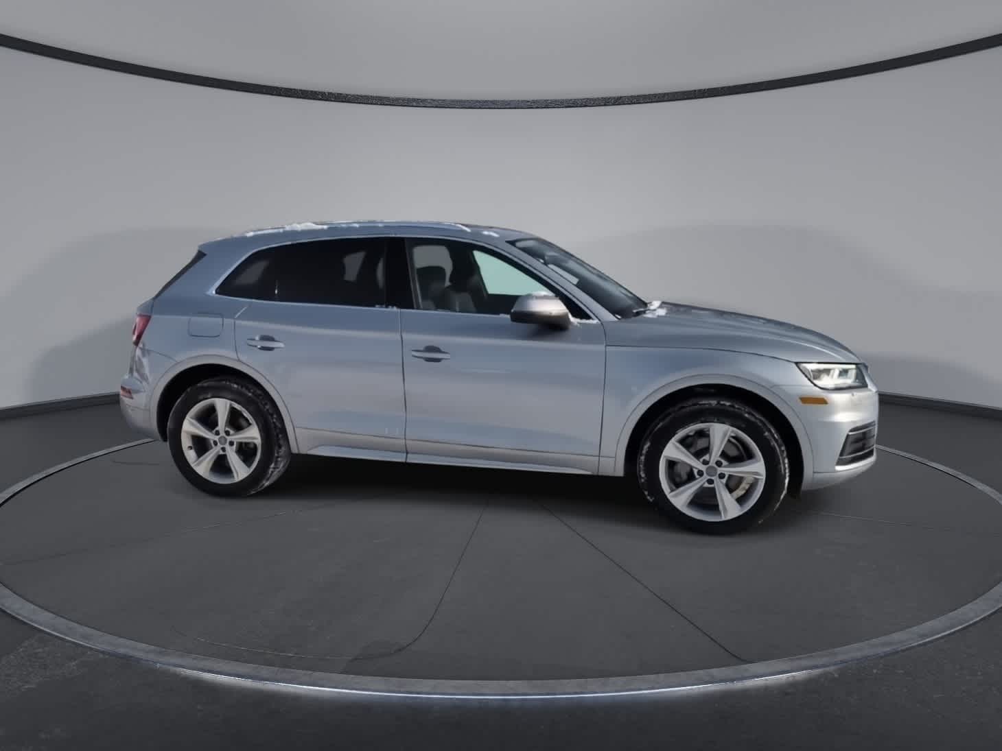 Thumbnail: 2020 Audi Q5 - 9