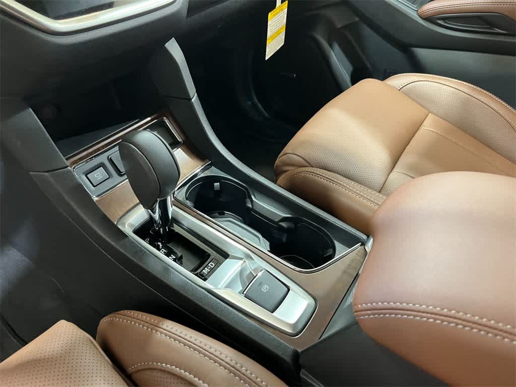 2025 Subaru Ascent Touring 17