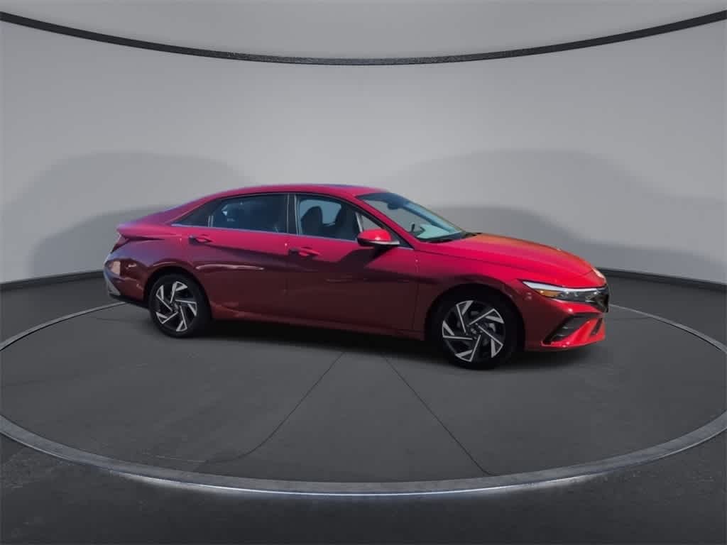 Thumbnail: 2024 Hyundai Elantra - 9