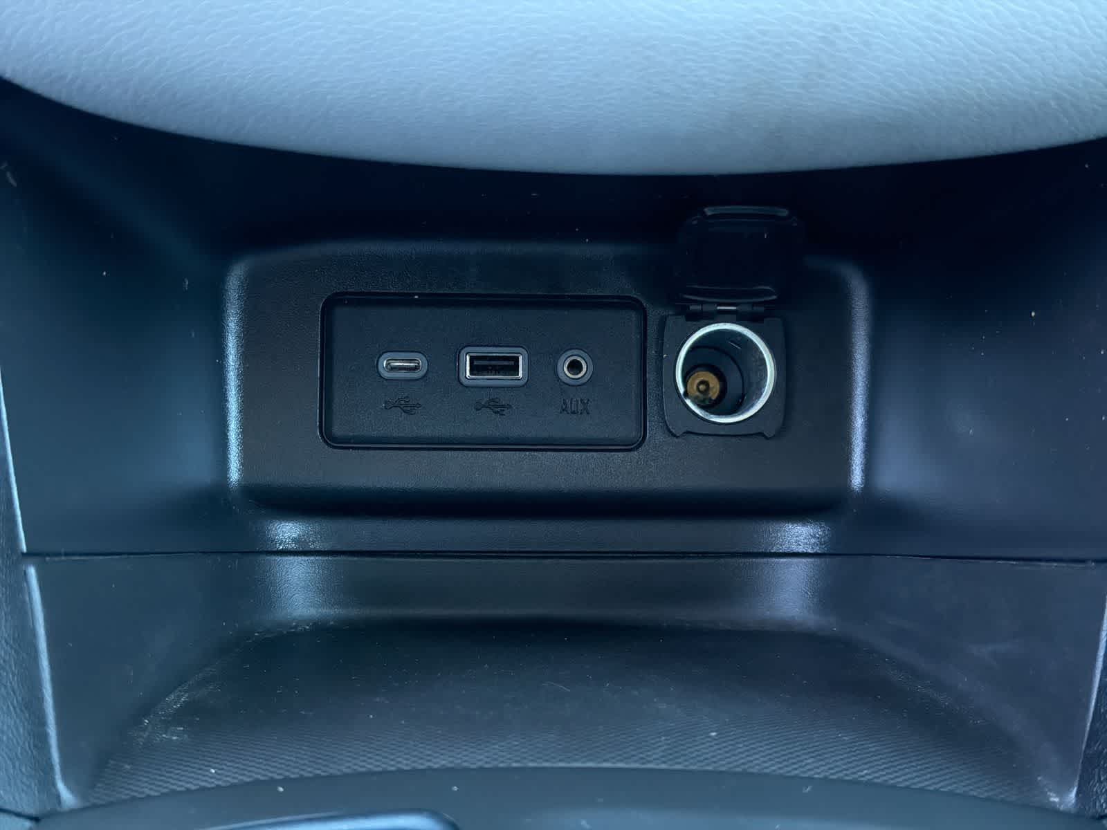 Thumbnail: 2019 Chevrolet Equinox - 31