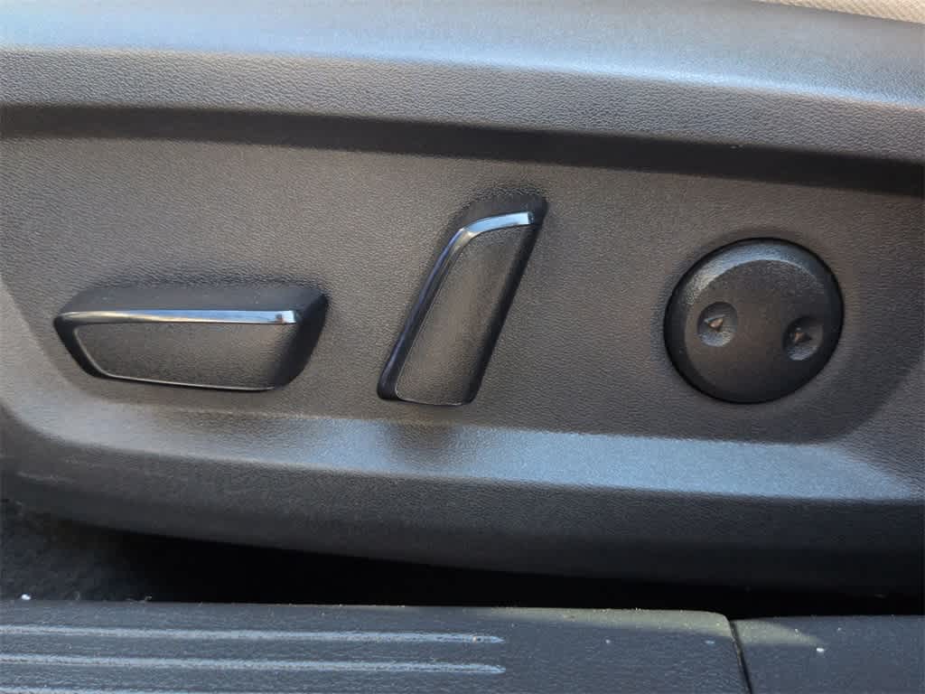 Thumbnail: 2021 Nissan Rogue - 18