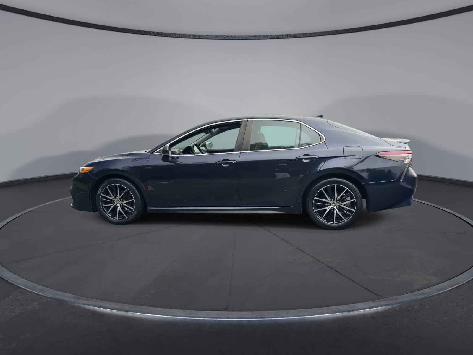 Thumbnail: 2022 Toyota Camry - 5