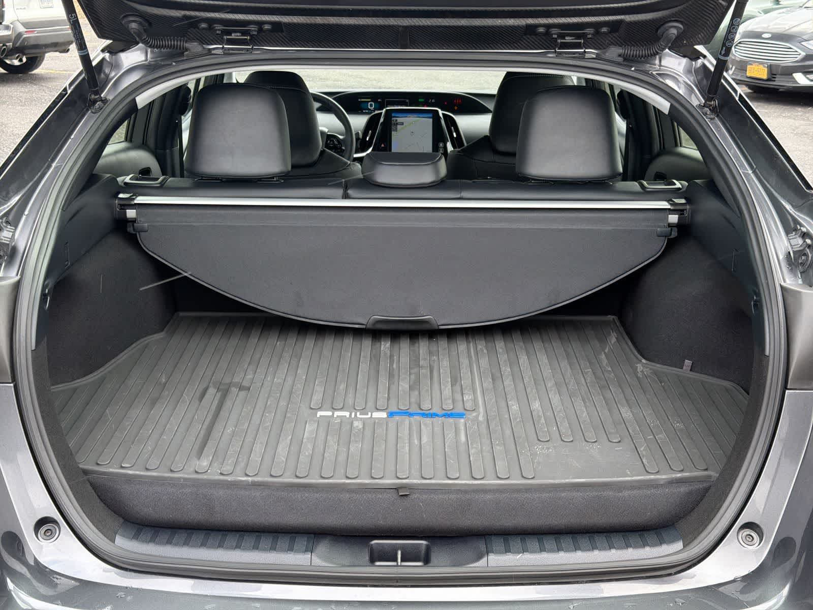 Thumbnail: 2022 Toyota Prius Prime - 35