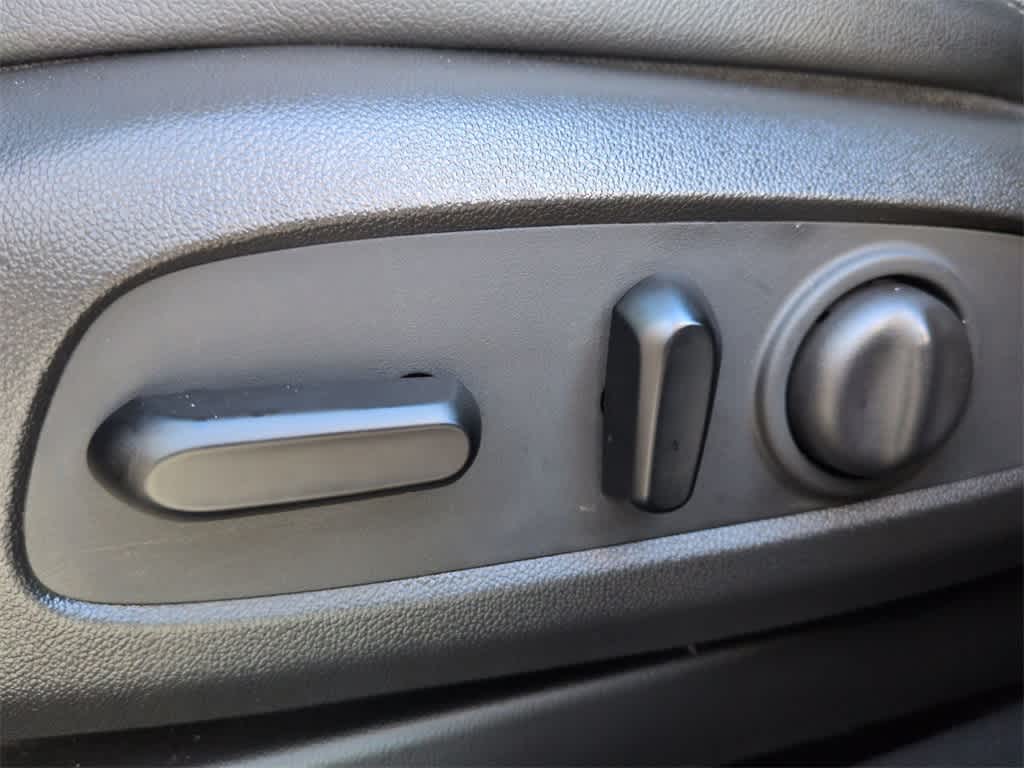 Thumbnail: 2021 Buick Encore GX - 18