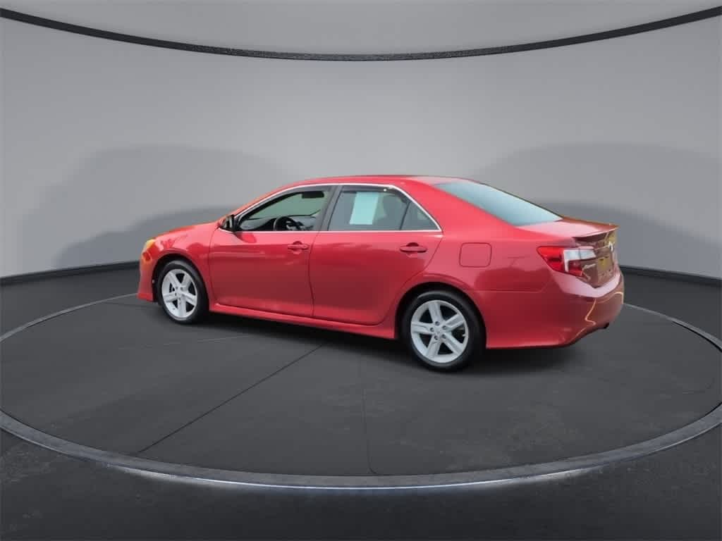 Thumbnail: 2013 Toyota Camry - 6