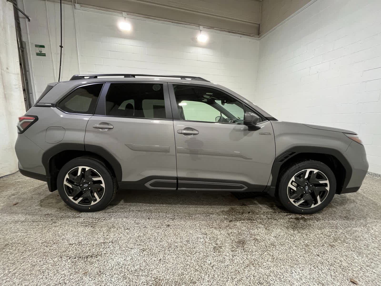 Thumbnail: 2025 Subaru Forester - 8