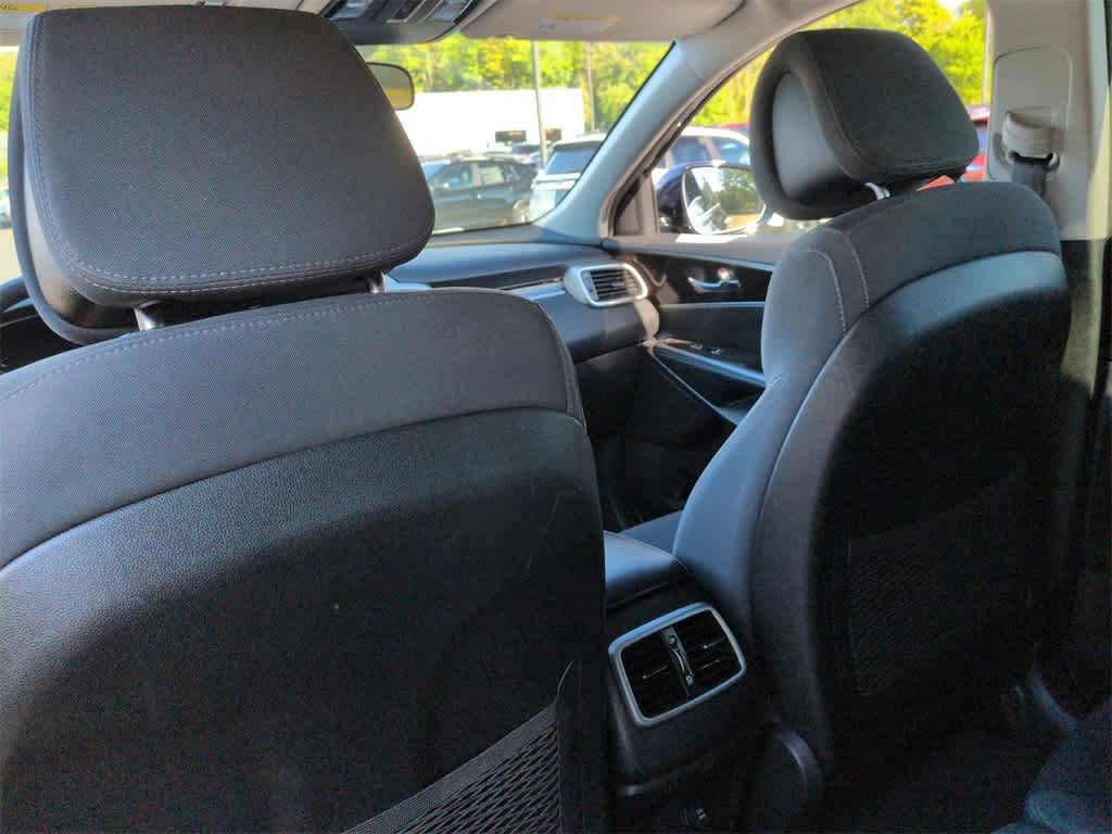 Thumbnail: 2016 Kia Sorento - 19