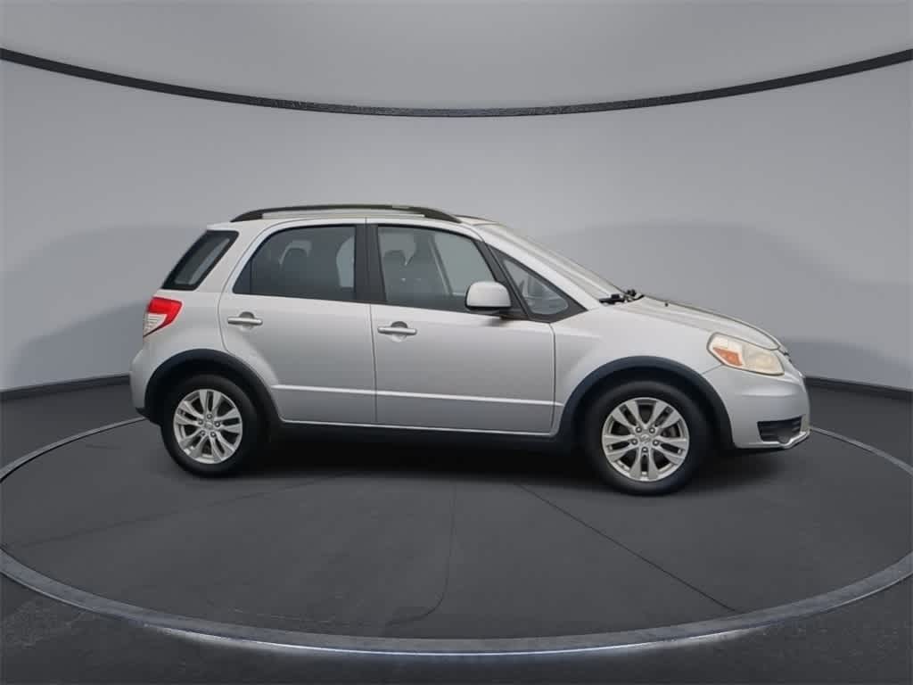 Thumbnail: 2013 Suzuki SX4 - 9