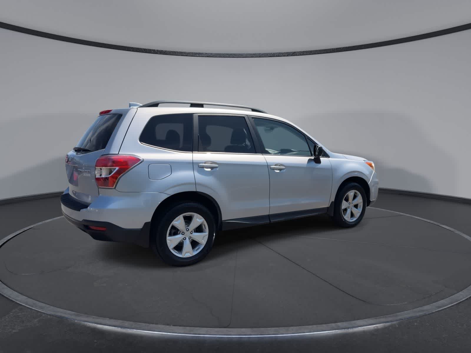 Thumbnail: 2016 Subaru Forester - 8