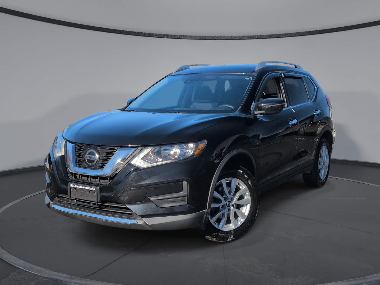 Thumbnail: 2019 Nissan Rogue - 1