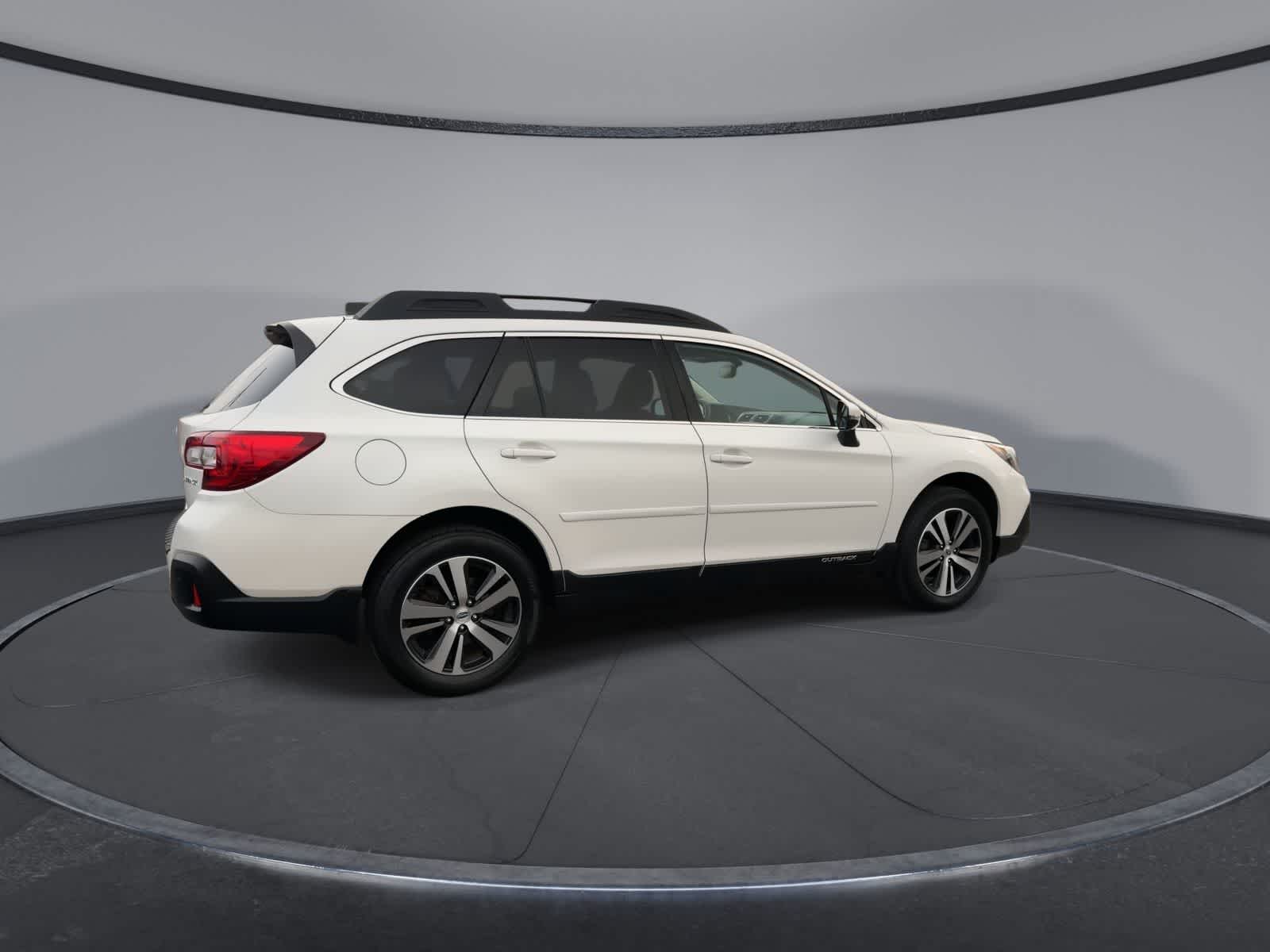 Thumbnail: 2019 Subaru Outback - 8