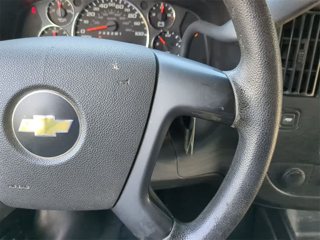 Thumbnail: 2016 Chevrolet Express - 23