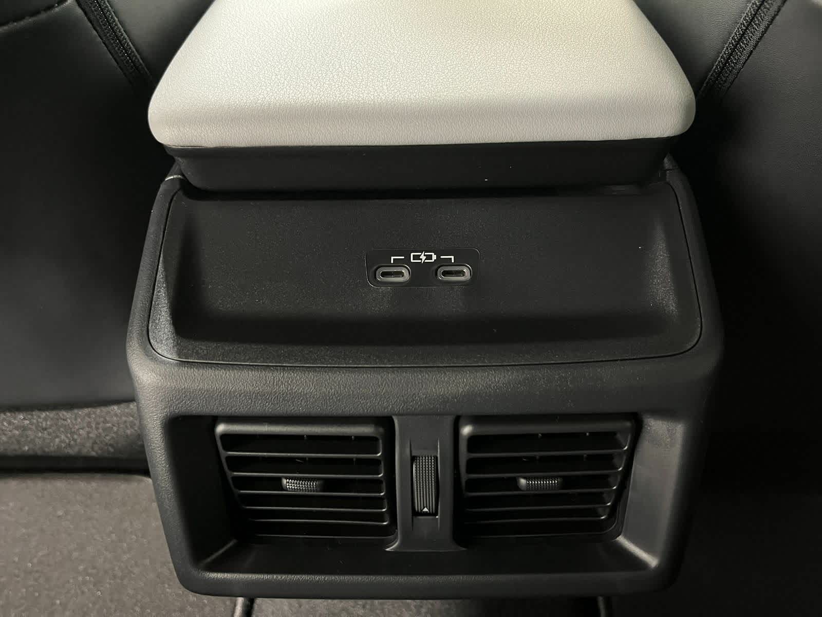 Thumbnail: 2026 Subaru Solterra - 22