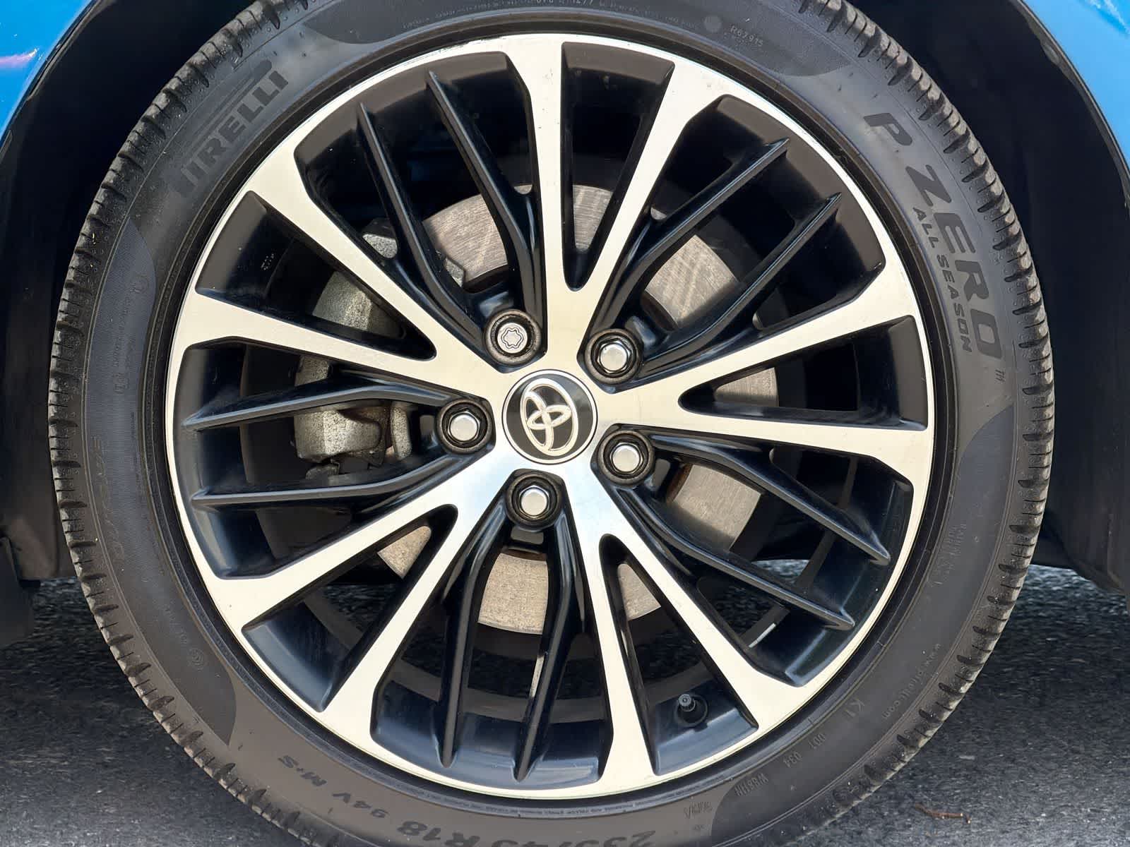 Thumbnail: 2020 Toyota Camry - 14